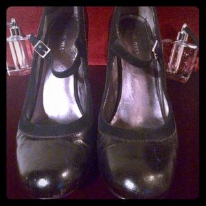 Nine West Black Mary Janes - Size 7 1/2