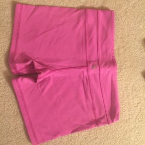 Reversible Lululemon grove short-authentic size 6