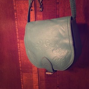 Mini cross teal body