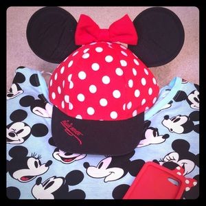 ***RESERVED***Disney Minnie Mouse YOUTH hat