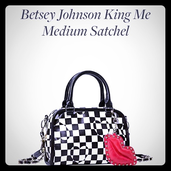 Betsey Johnson - 'King Me' (Medium Satchel)