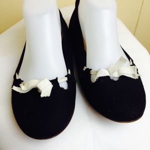 Kate Spade Black Canvas Flats 8B