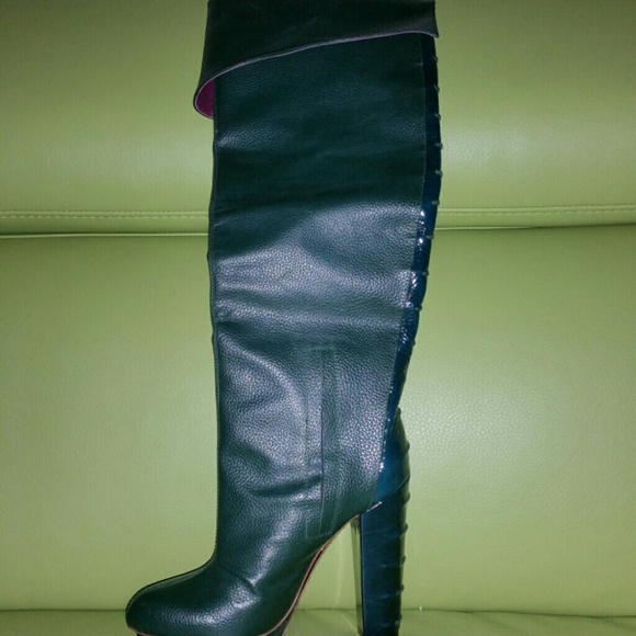 Beautiful Italian boots, good quality leather...