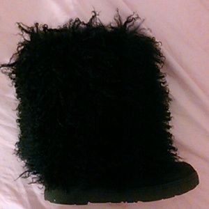 bear paw boots only wore  twice