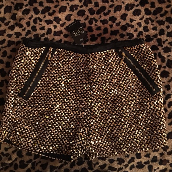 Sequence gold club shorts