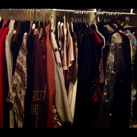 Hello fellow Poshers! I'm smack dab in my closet.. - Picture 3 of 4
