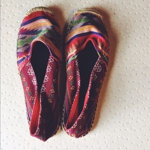 Tribal print flats