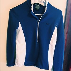 Super soft Nike half zip jacket