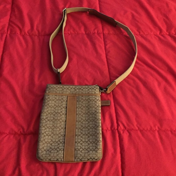 Coach Signature "c" Swing Pack -Authentic