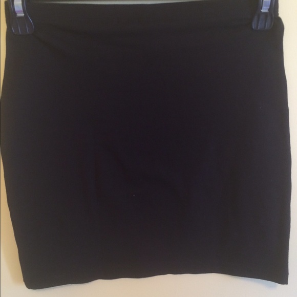 Black pencil skirt