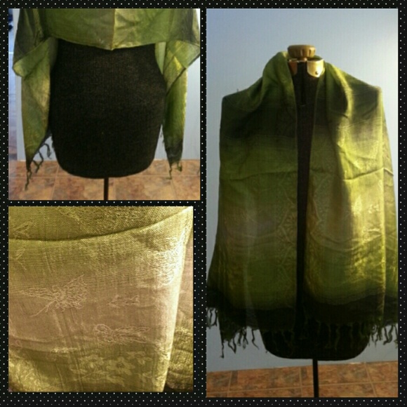 none Accessories - Green hombre scarf!