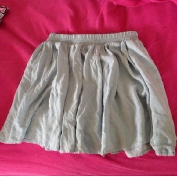 Blue Brandy Melville skirt - Picture 2 of 4