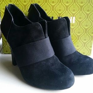 Gianni Bini Tynee Elastic Booties