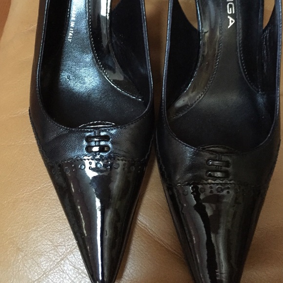 Shoes - Picture 4 of 4