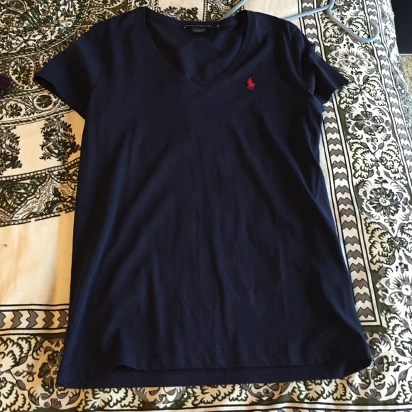 Navy blue t shirt