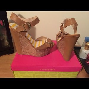 Charlotte Russe tan spring wedges
