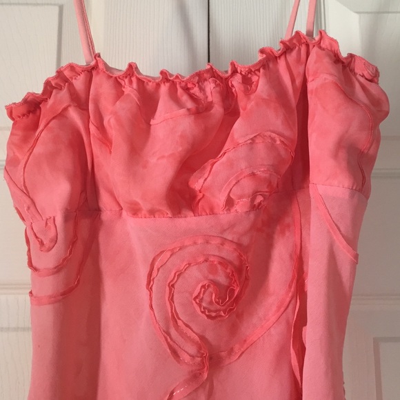 📌BOGO FREE📌Get ready for summer☀️ Cute tank! - Picture 2 of 3