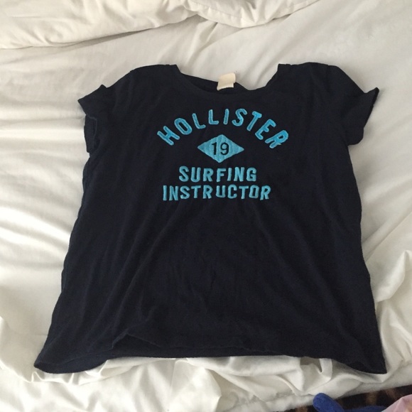 Hollister tshirt