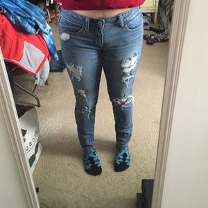 ✨Distressed Light Blue American Eagle Jeggings✨