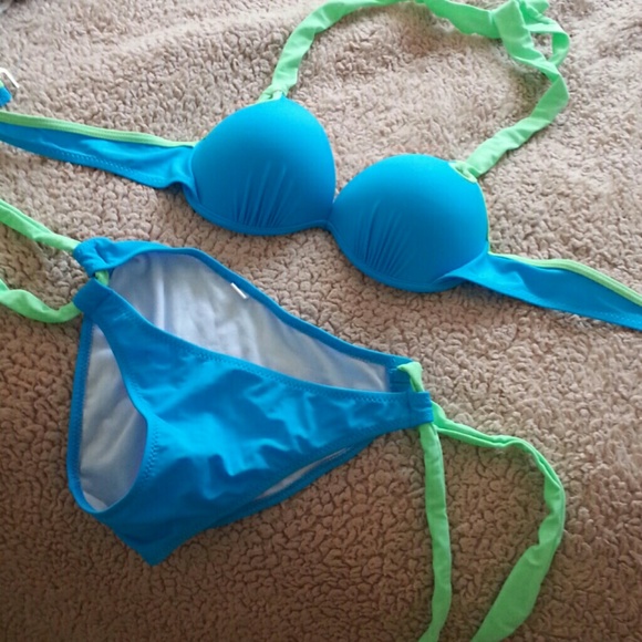 Bathing suit