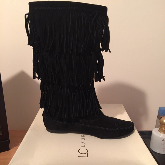 Lauren Conrad Boots - LC black fringe moccasin boots