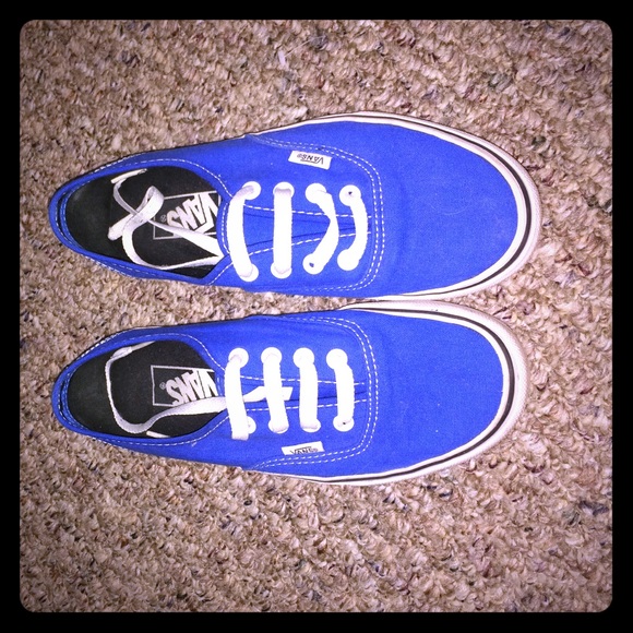 Vans size: 7