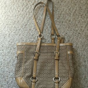 Coach lunch tote. Bought it for the coach outlet.