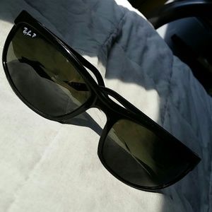 Guys Ray Ban sunglasses