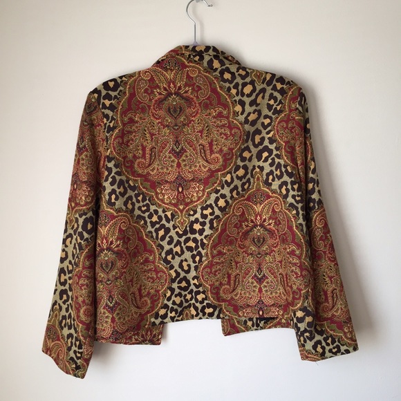 🎉SOLD🎉Gorgeous one of a kind blazer - Picture 2 of 2