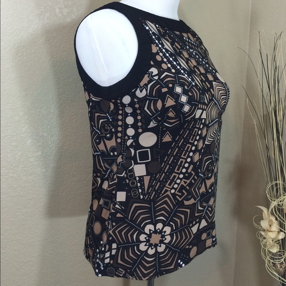 Bundled 💗 Geometric Tank - Picture 3 of 4