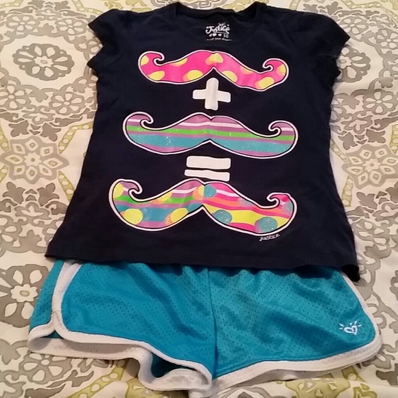 Children's outfit