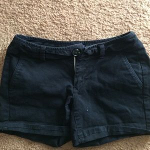 American eagle black midi shorts