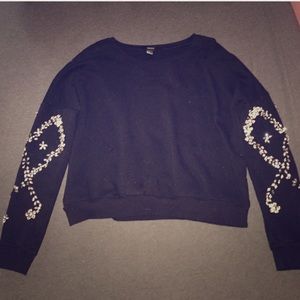 Forever 21 Black sweater