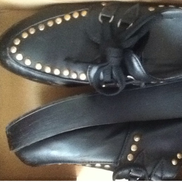 •2 inch platforms