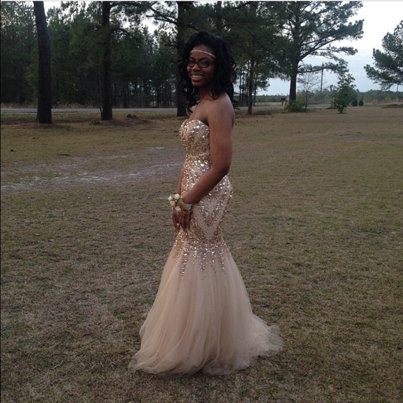 Beautiful gold mermaid prom or homecoming dress!!!