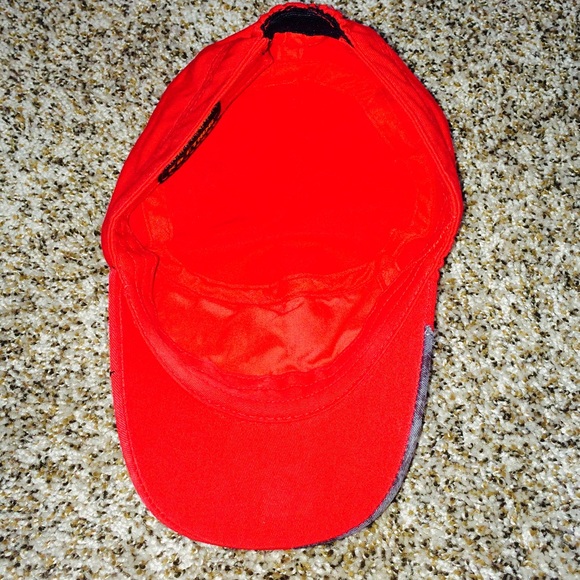 Embellished red hat - Picture 4 of 4