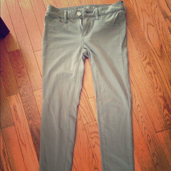 American eagle super stretch Jeggings size 4