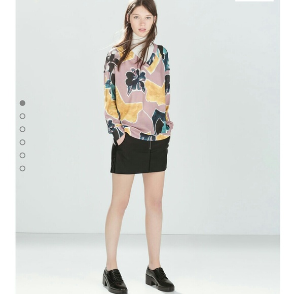 ZARA Printed Sweatshirt