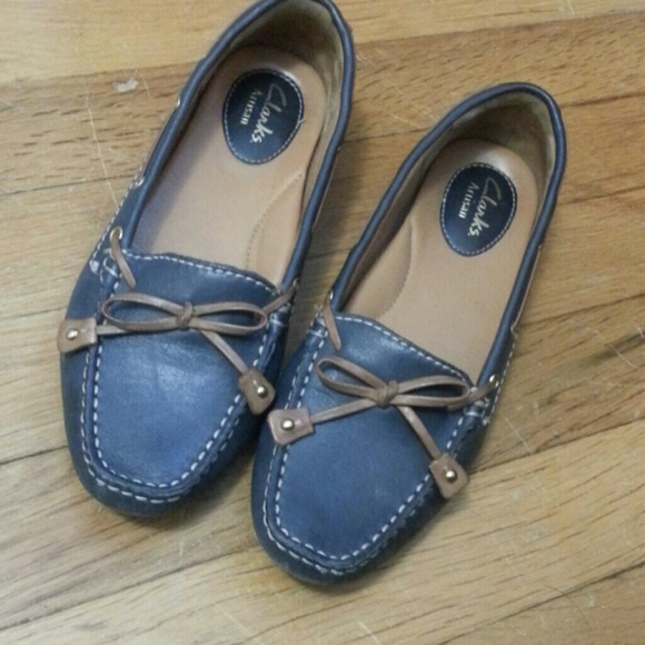 Clarks flat shoes