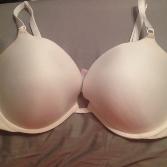 White and new bra for xxgreg