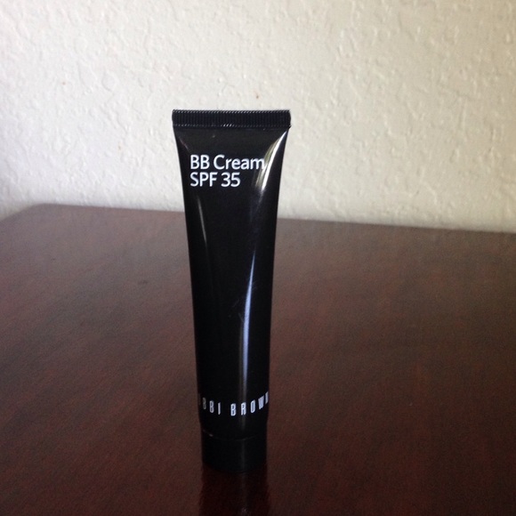 Bobbi brown BB Cream SPF 35 - medium to dark