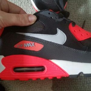 .Nike Air Max 90s Size 8 Men Infared