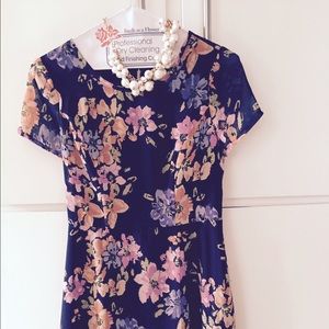 Cute navy flowered chiffon dress!