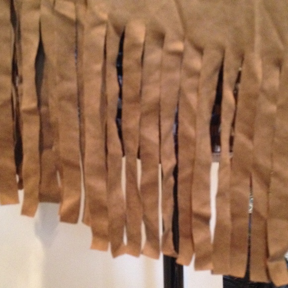Vest with faux suede - Picture 2 of 3