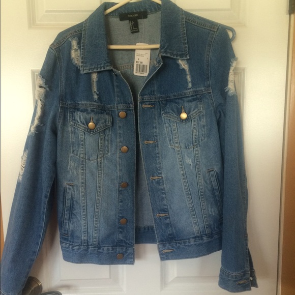 Medium wash denim jacket