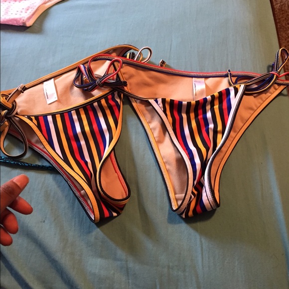 AA bottom - Picture 2 of 2