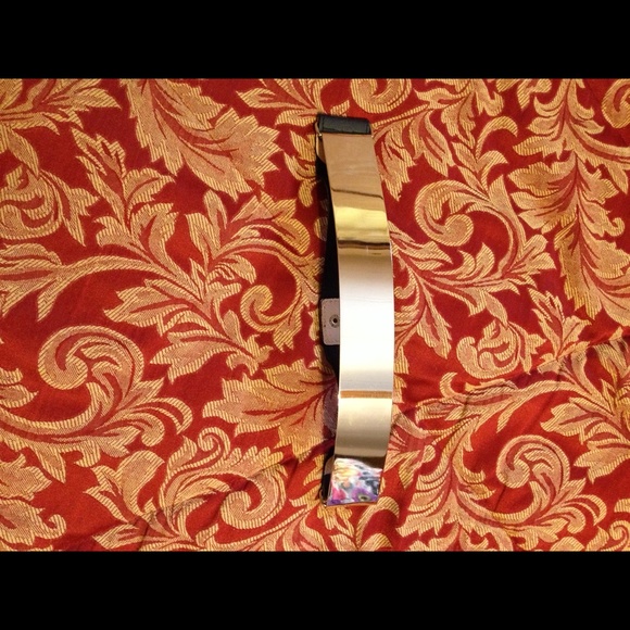 Gold belt