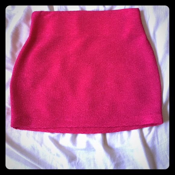 Hot pink BCBG skirt