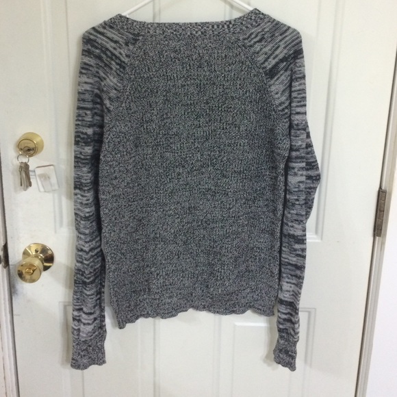 Mossimo Large sweater - Picture 4 of 4