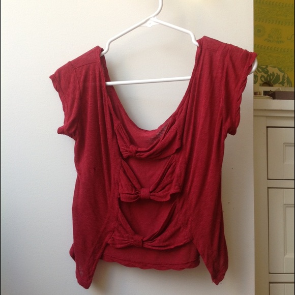 Red open back top - Picture 2 of 2